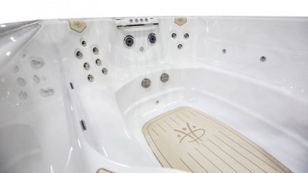 Спа бассейн с противотоком Hydropool AquaPlay 12FFP Спа бассейн с противотоком Hydropool AquaPlay 12FFP